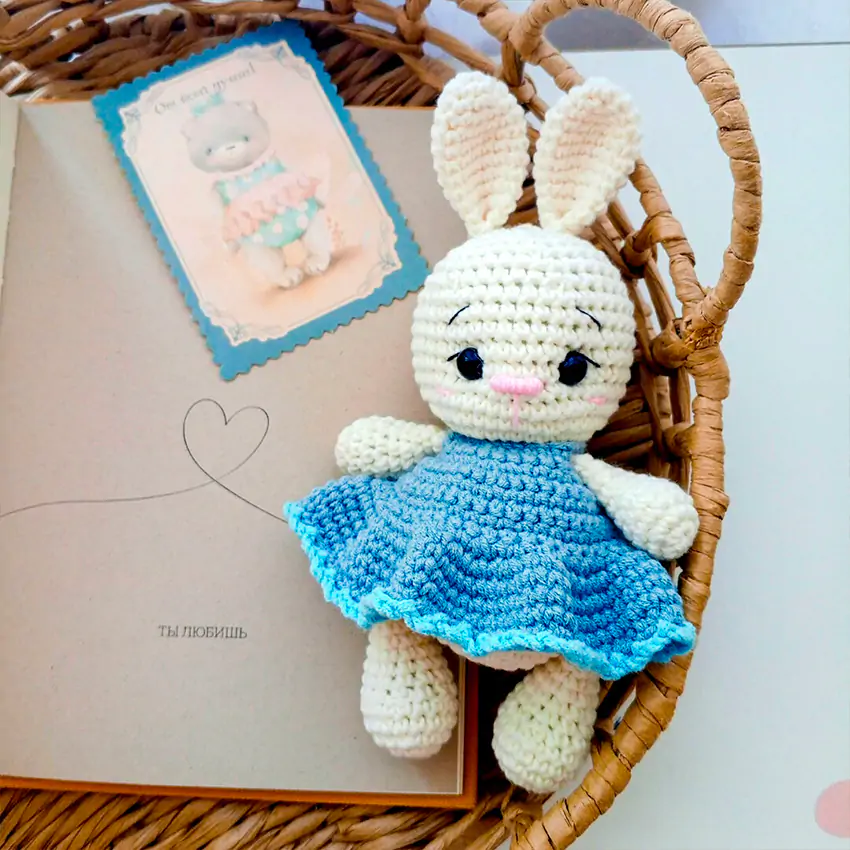 Зайка Кнопа