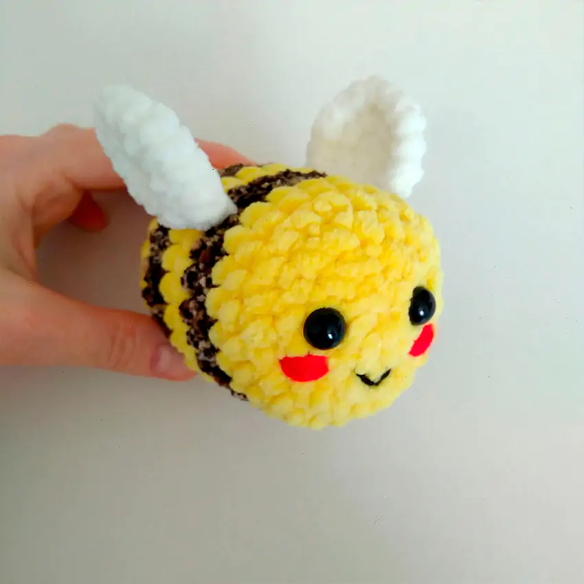 Плюшевая Пчелка